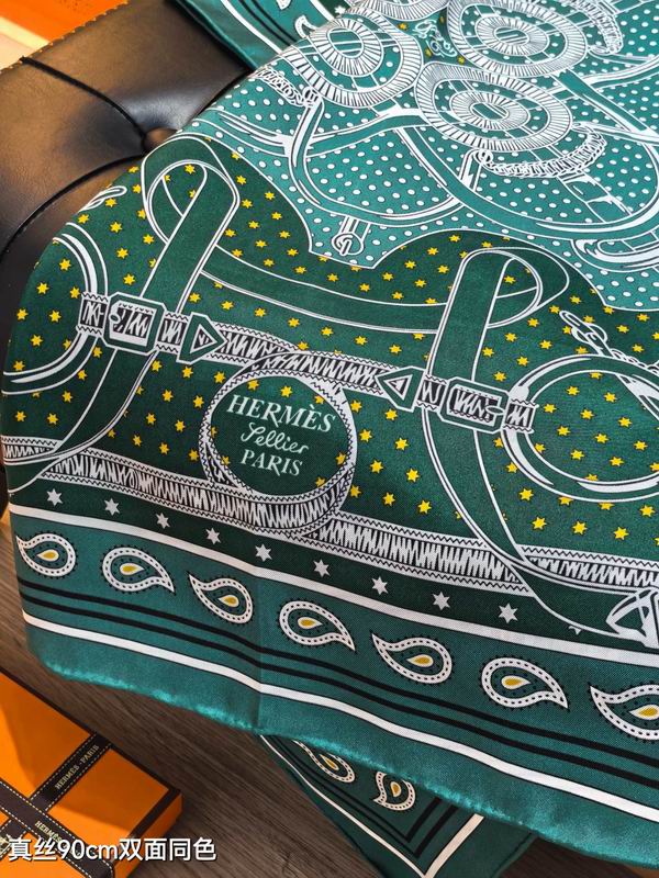 Hermes silk scarf 90X90cm E48 (23)