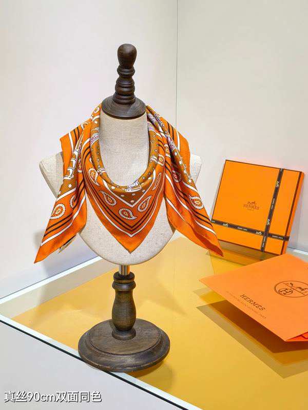 Hermes silk scarf 90X90cm E48 (31)