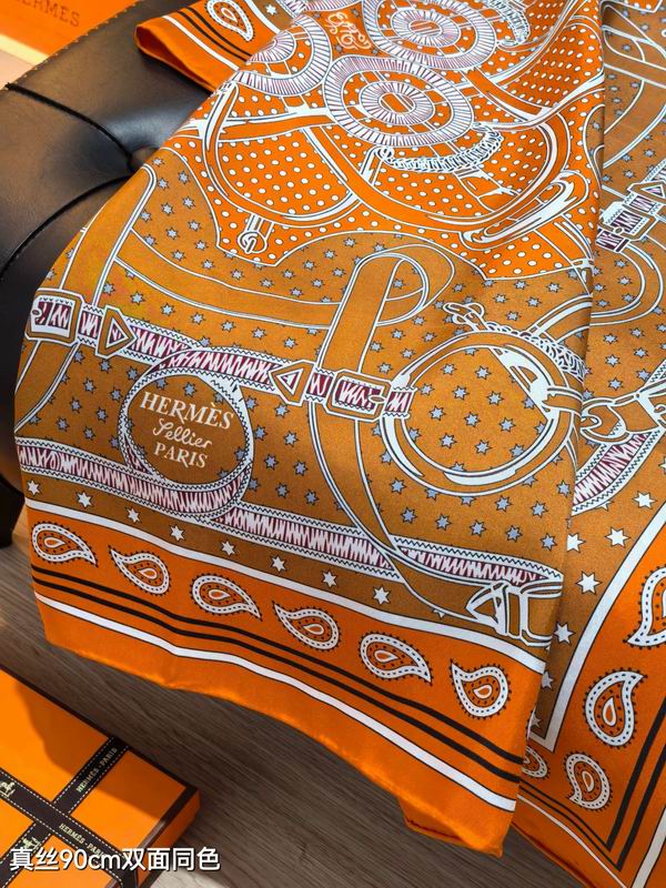 Hermes silk scarf 90X90cm E48 (33)