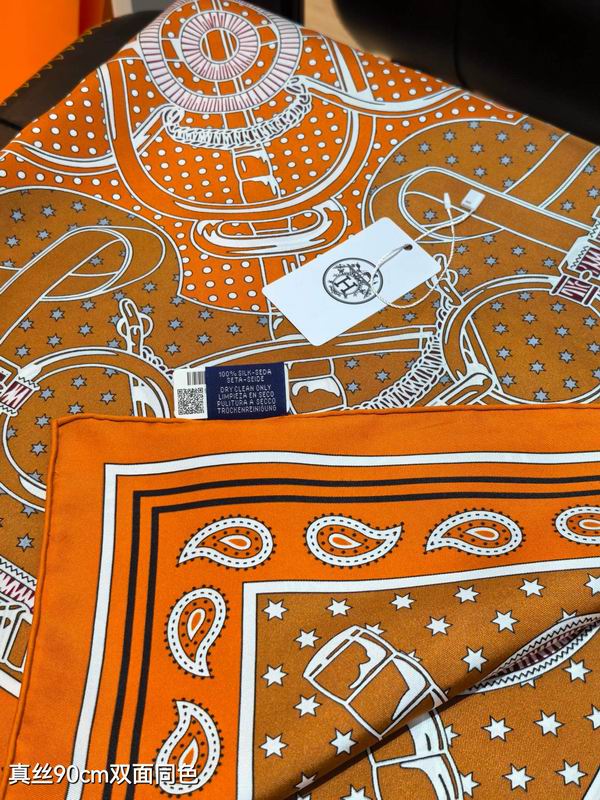 Hermes silk scarf 90X90cm E48 (34)