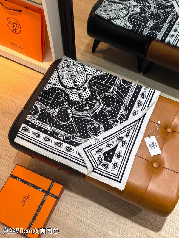 Hermes silk scarf 90X90cm E48 (46)