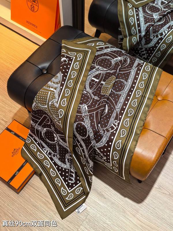 Hermes silk scarf 90X90cm E48 (6)