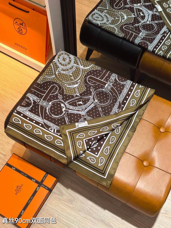 Hermes silk scarf 90X90cm E48 (7)