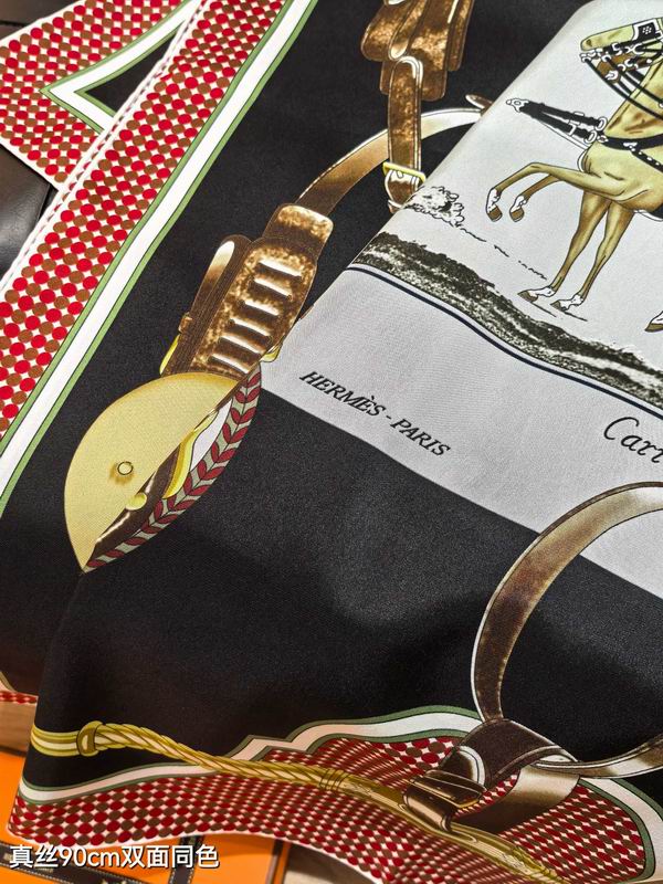 Hermes silk scarf 90X90cm E61 (15)