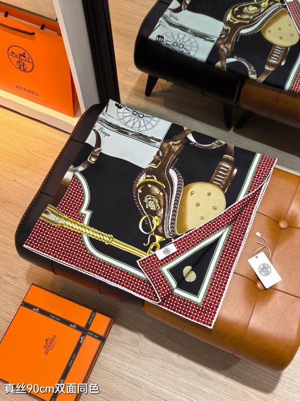 Hermes silk scarf 90X90cm E61 (17)