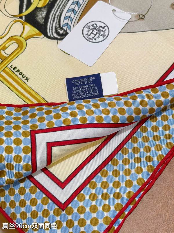 Hermes silk scarf 90X90cm E61 (5)