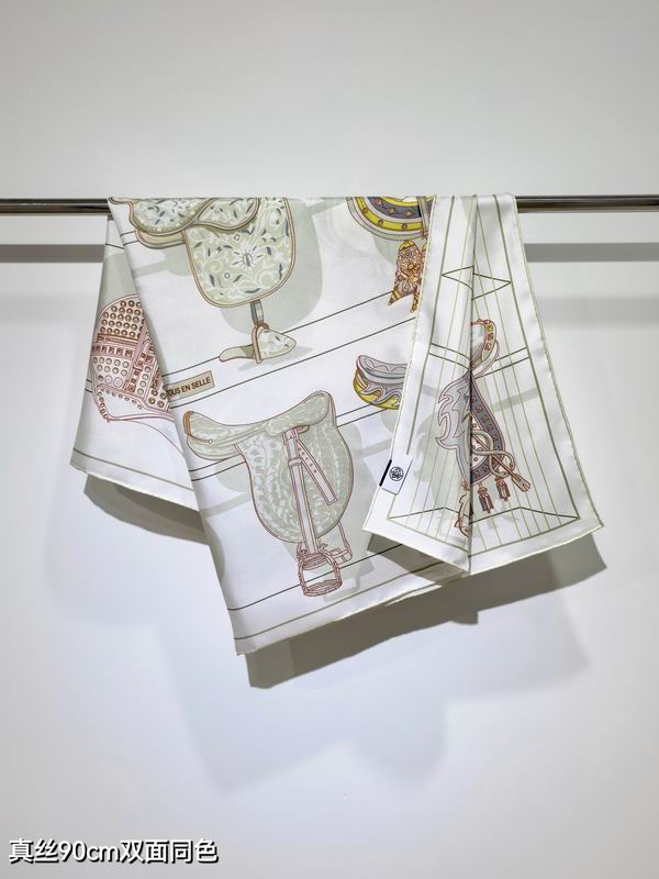 Hermes silk scarf 90X90cm E70 (12)