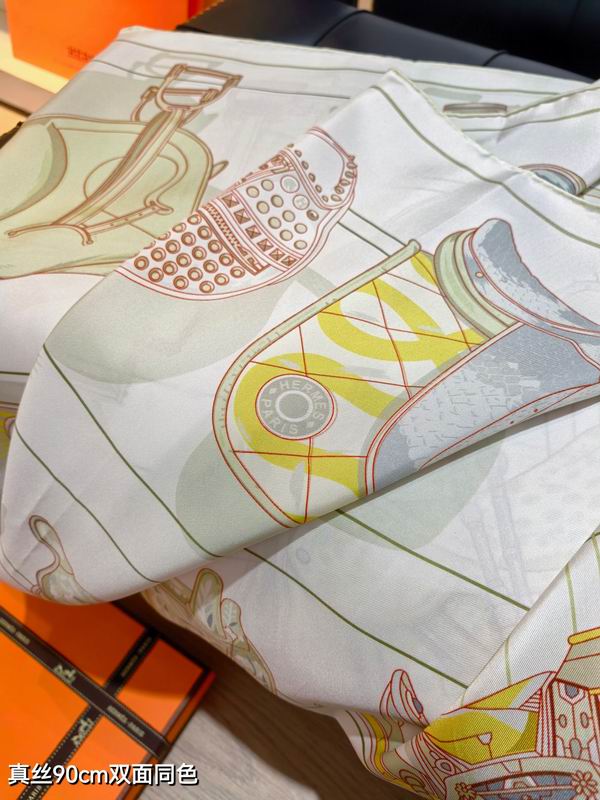 Hermes silk scarf 90X90cm E70 (13)