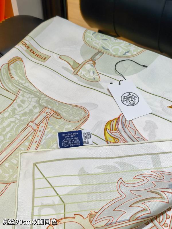 Hermes silk scarf 90X90cm E70 (14)
