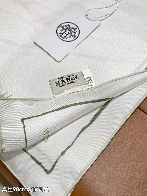 Hermes silk scarf 90X90cm E77 (14)