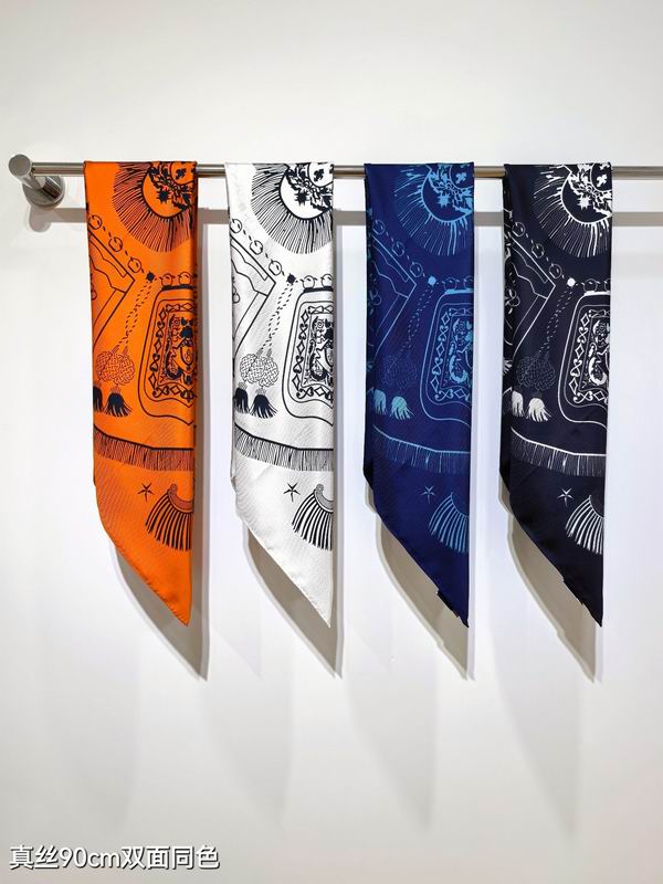 Hermes silk scarf 90X90cm E82 (1)