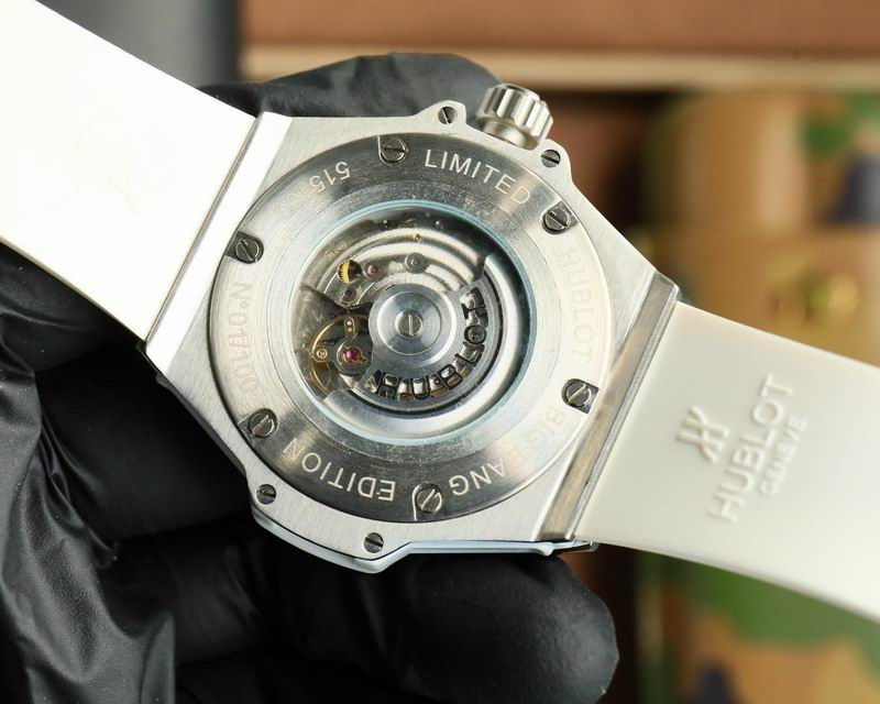 Hublot 43mm 03 (7)