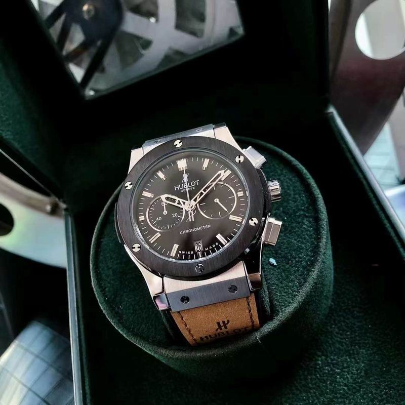 Hublot 43mm 137 (13)
