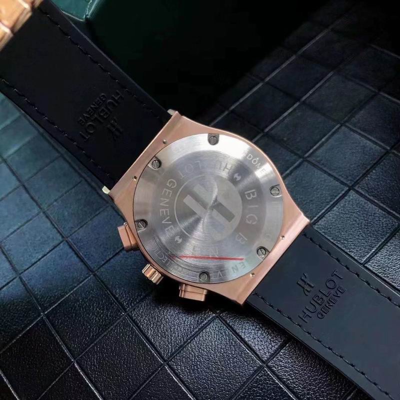 Hublot 43mm 137 (20)