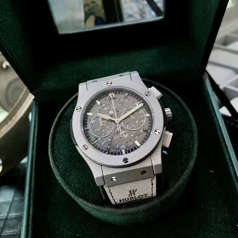 Hublot 43mm 137 (8)