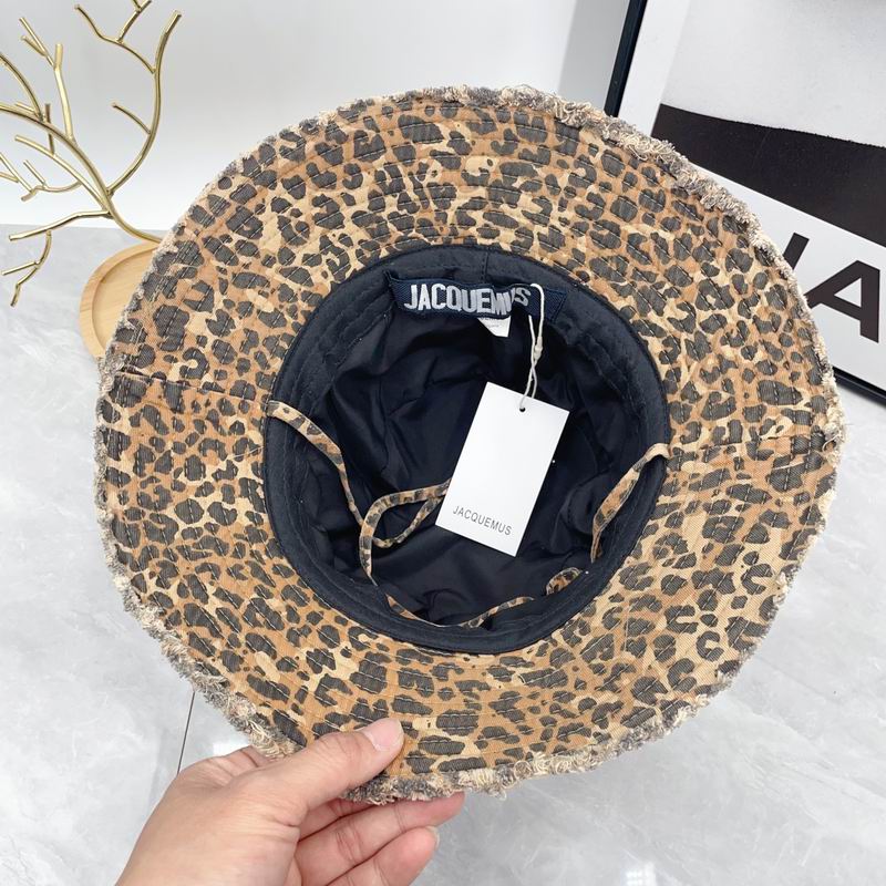 JacQuemus hat dx (11)