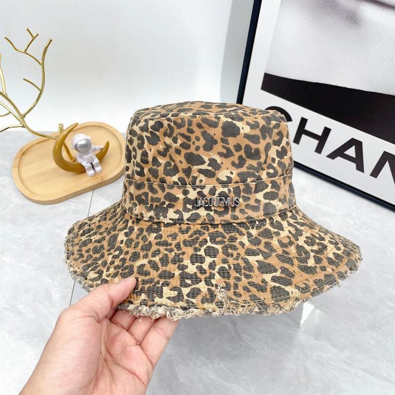 JacQuemus hat dx (14)