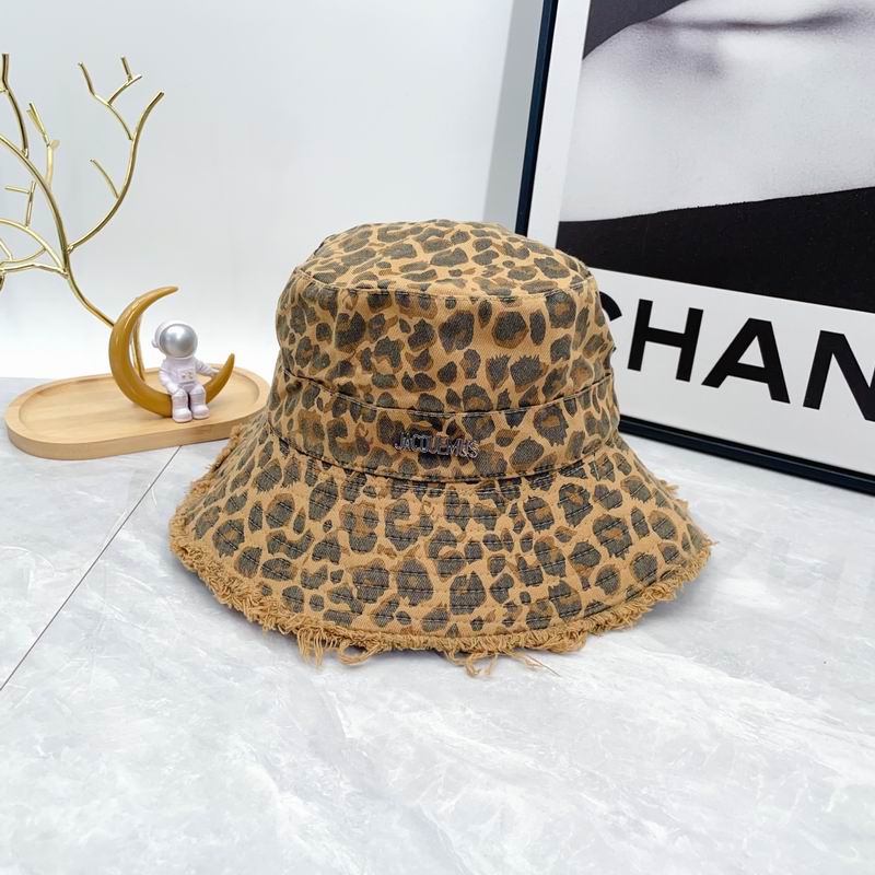 JacQuemus hat dx (6)