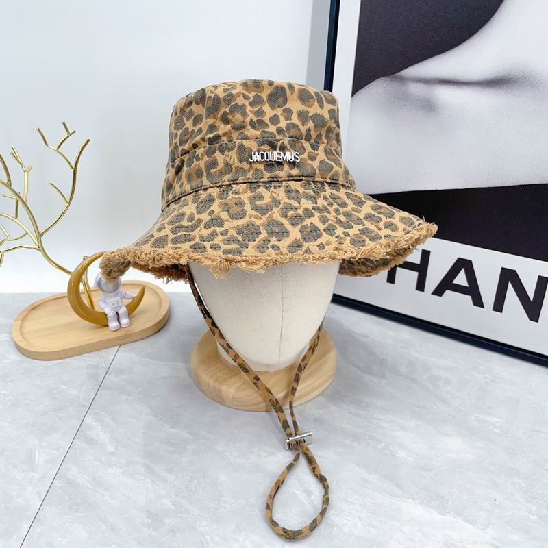 JacQuemus hat dx (9)