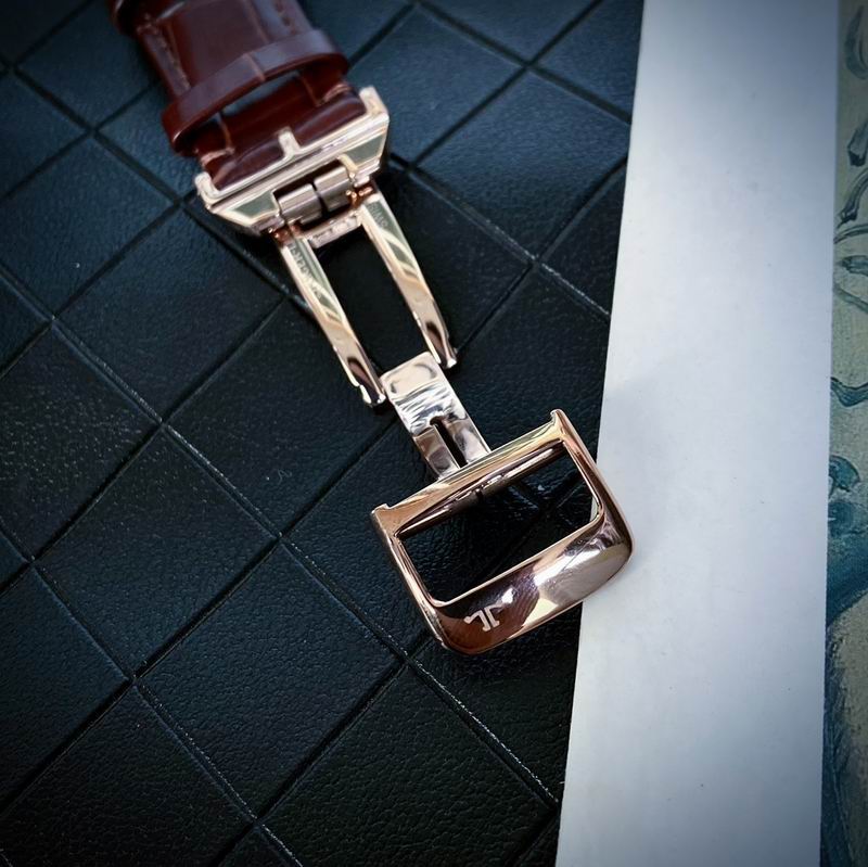 Jaeger LeCoultre 42mm 82 (1)