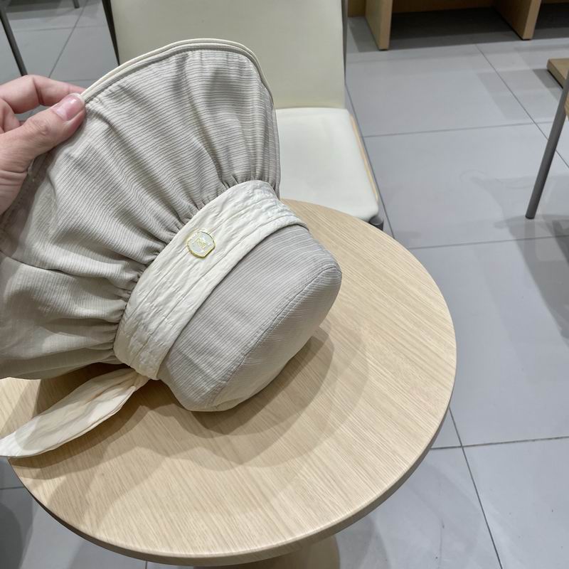 LV  hat 77 (12)