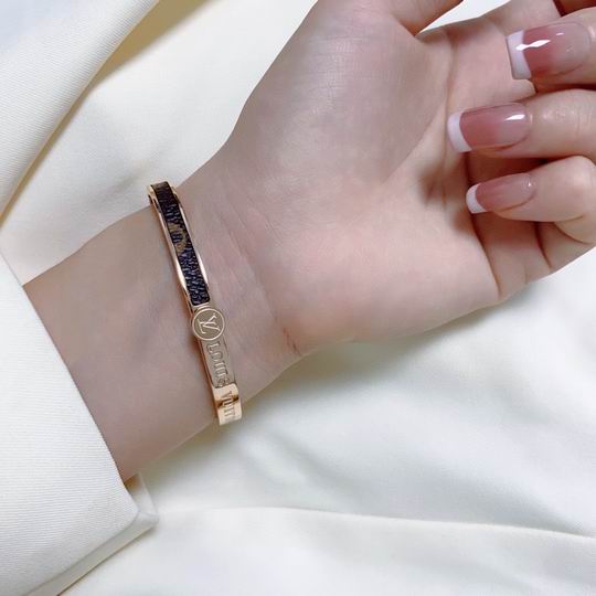 LV Bracelet 01lyh1023 (6)