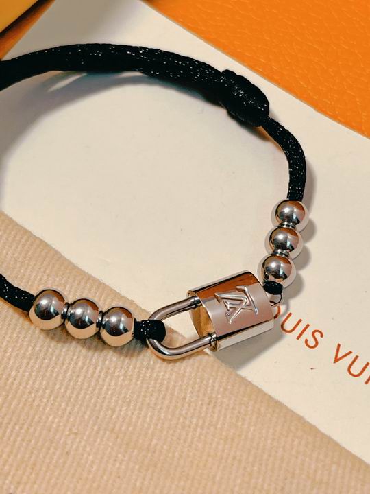 LV Bracelet 12lyh1000 (4)