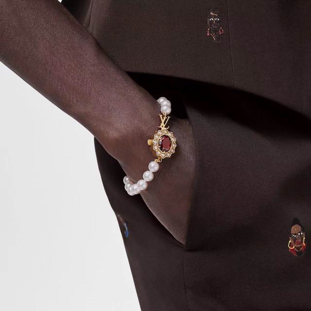LV Bracelet 12lyh1001 (5)