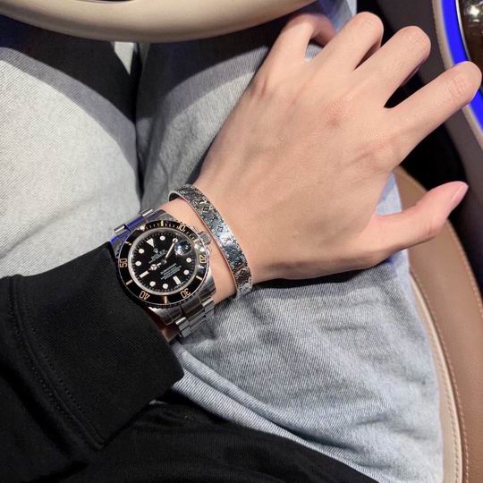 LV Bracelet 12lyh929 (4)