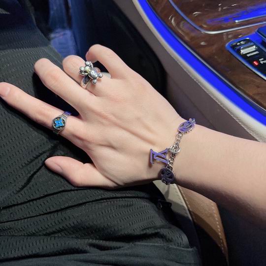 LV Bracelet 12lyh930 (4)