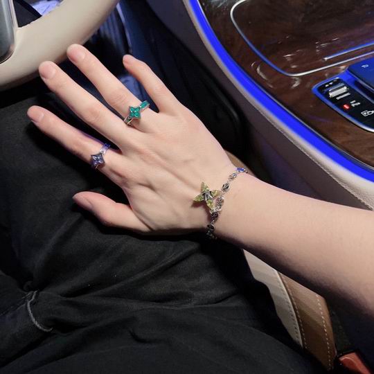 LV Bracelet 12lyh936 (5)