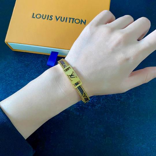 LV Bracelet 12lyh938 (7)