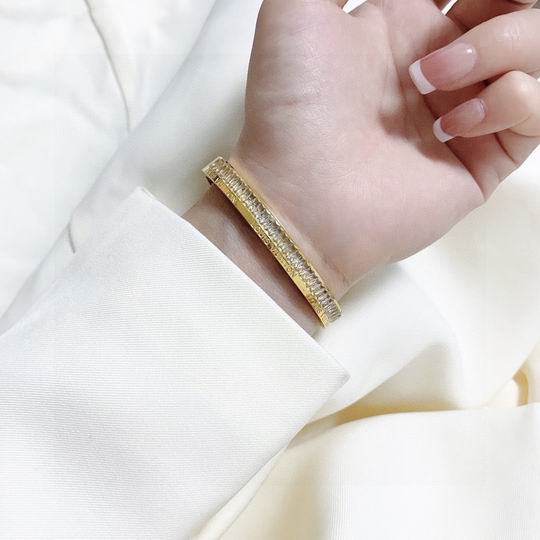 LV Bracelet 12lyh939 (8)