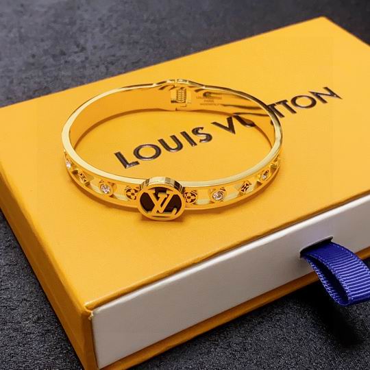 LV Bracelet 12lyh940 (1)