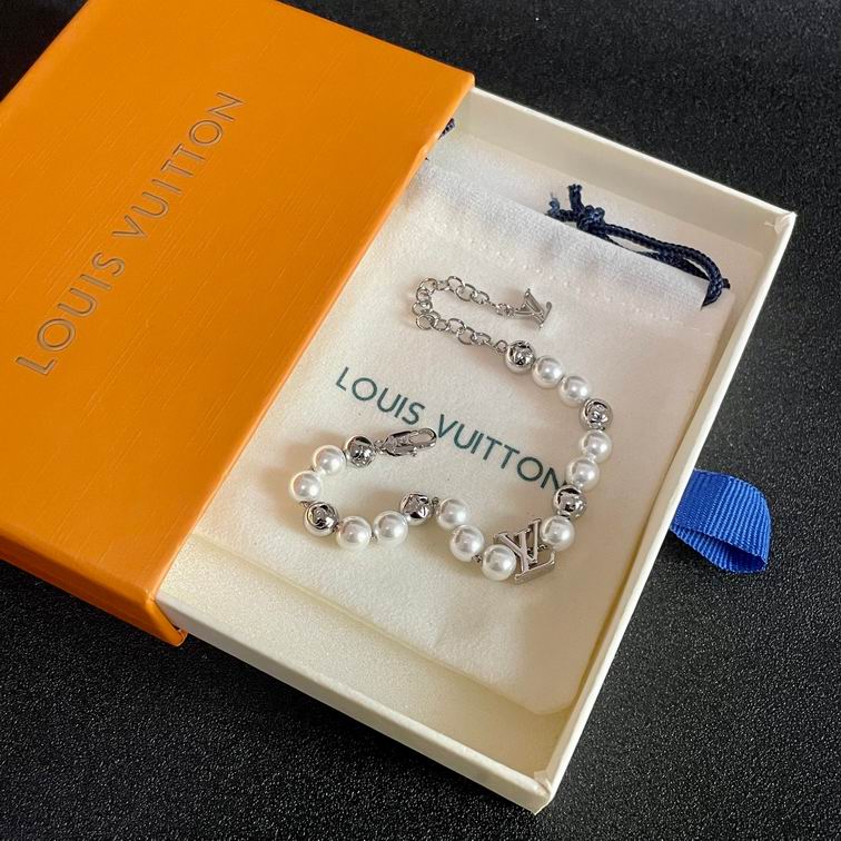 LV Bracelet 12lyh941 (4)