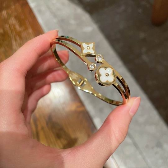 LV Bracelet 12lyh944 (6)