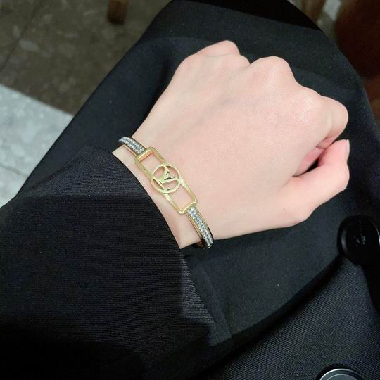 LV Bracelet 12lyh945 (5)