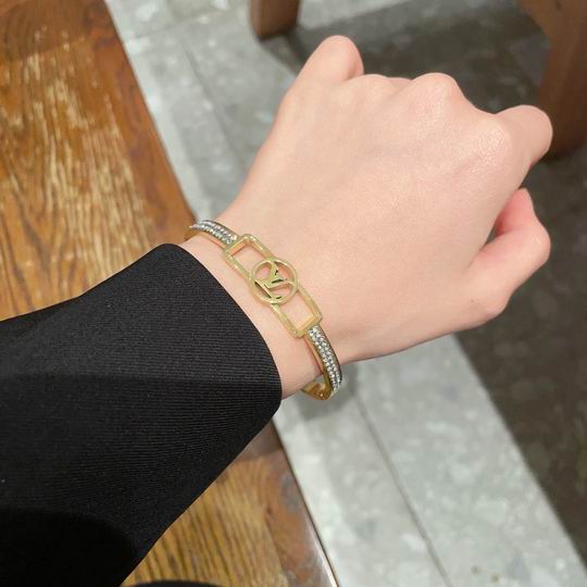 LV Bracelet 12lyh945 (6)
