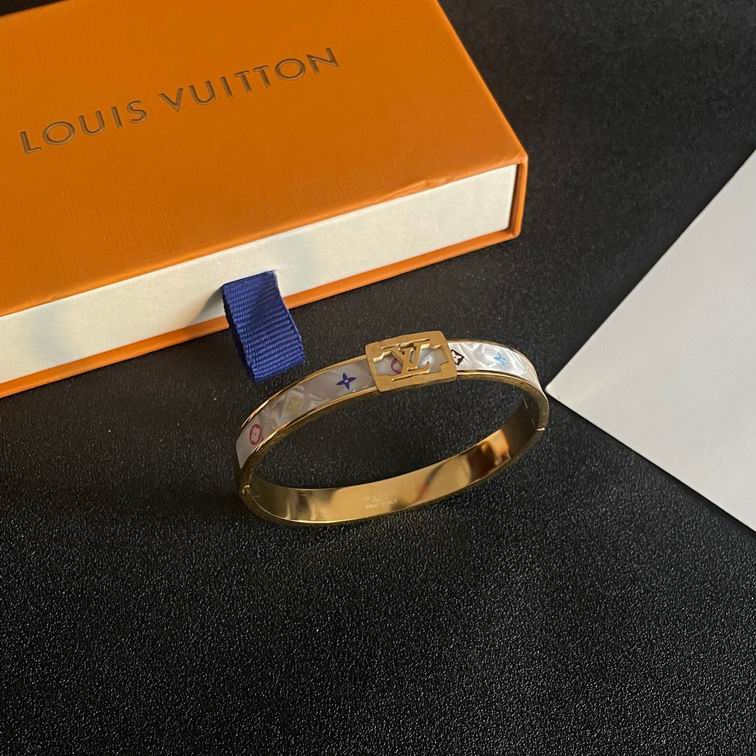 LV Bracelet 12lyh946 (1)