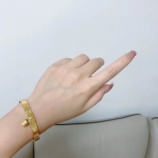 LV Bracelet 12lyh952 (7)