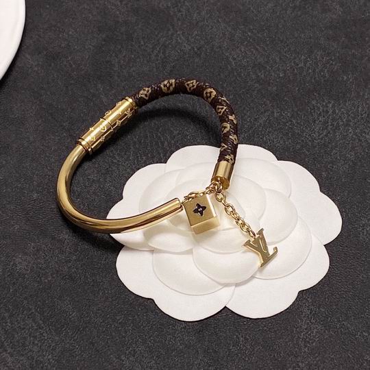 LV Bracelet 12lyh955 (6)
