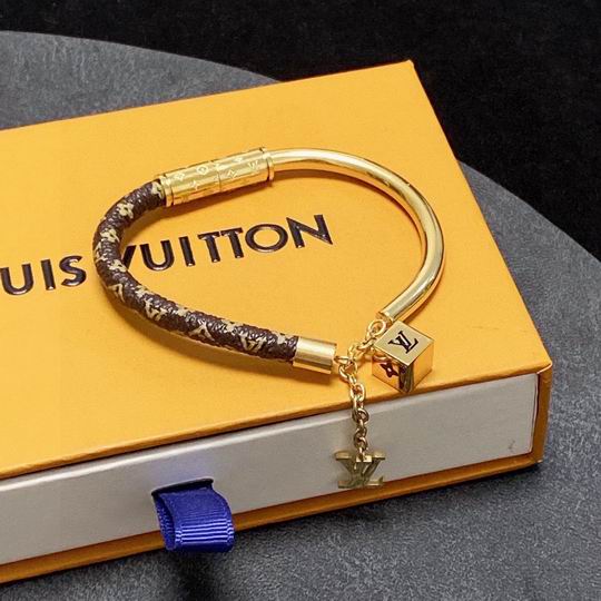 LV Bracelet 12lyh955 (7)