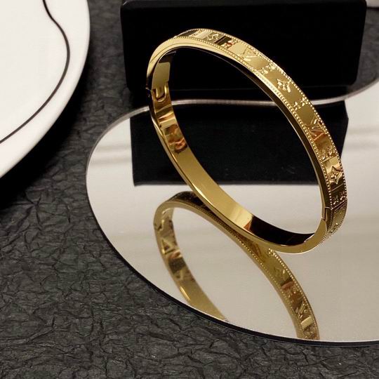 LV Bracelet 12lyh956 (7)
