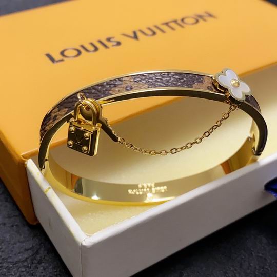 LV Bracelet 12lyh961 (4)