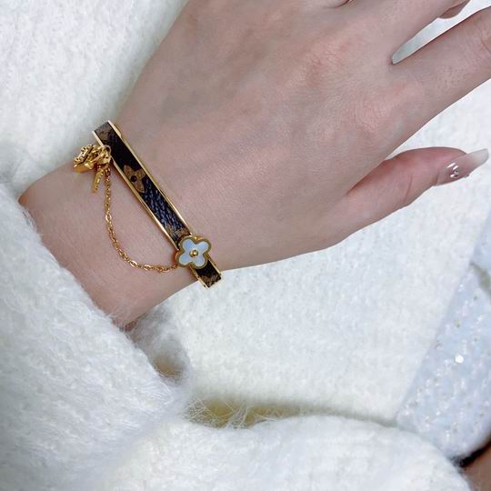 LV Bracelet 12lyh961 (6)
