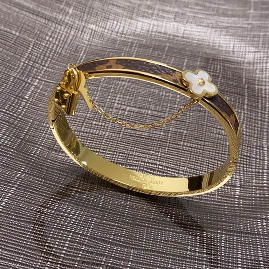 LV Bracelet 12lyh961 (8)