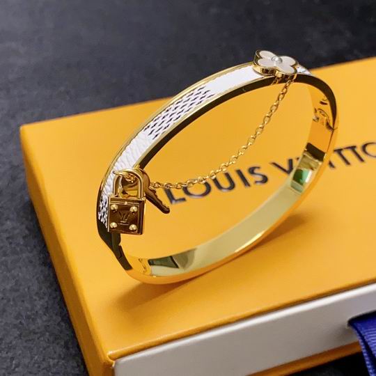 LV Bracelet 12lyh962 (1)
