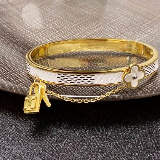 LV Bracelet 12lyh962 (2)