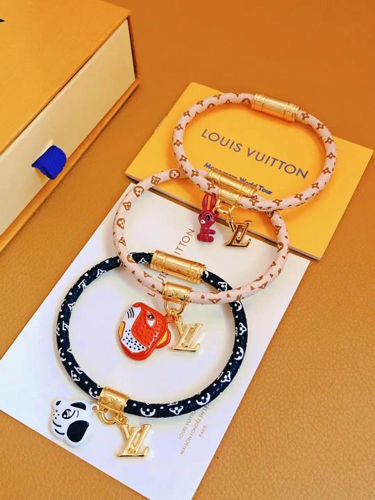 LV Bracelet 12lyh979 (1)