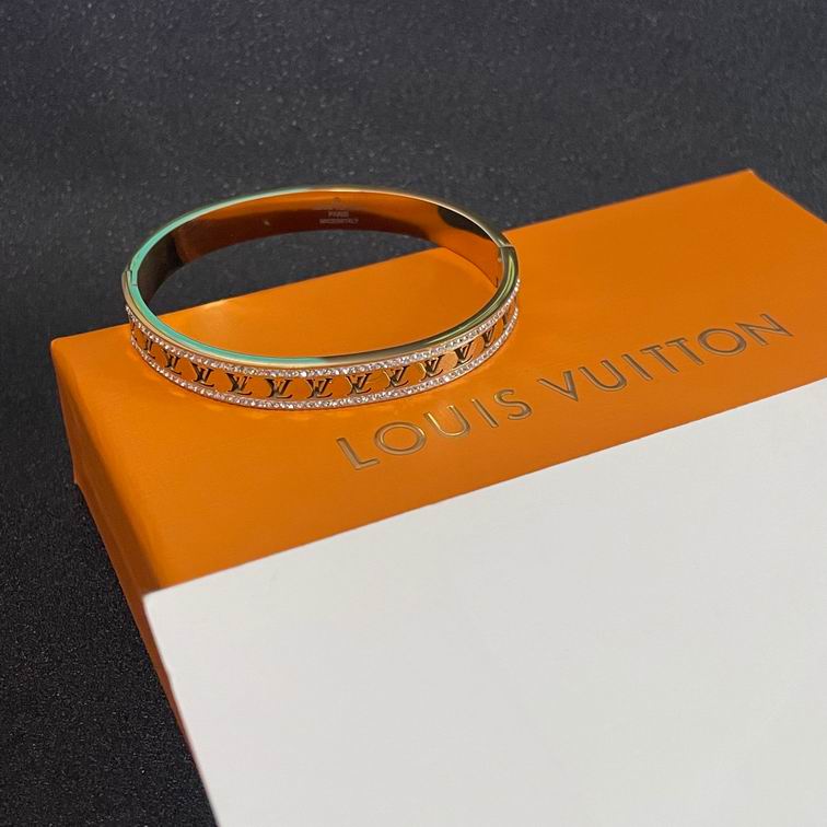 LV Bracelet 12lyh986 (2)